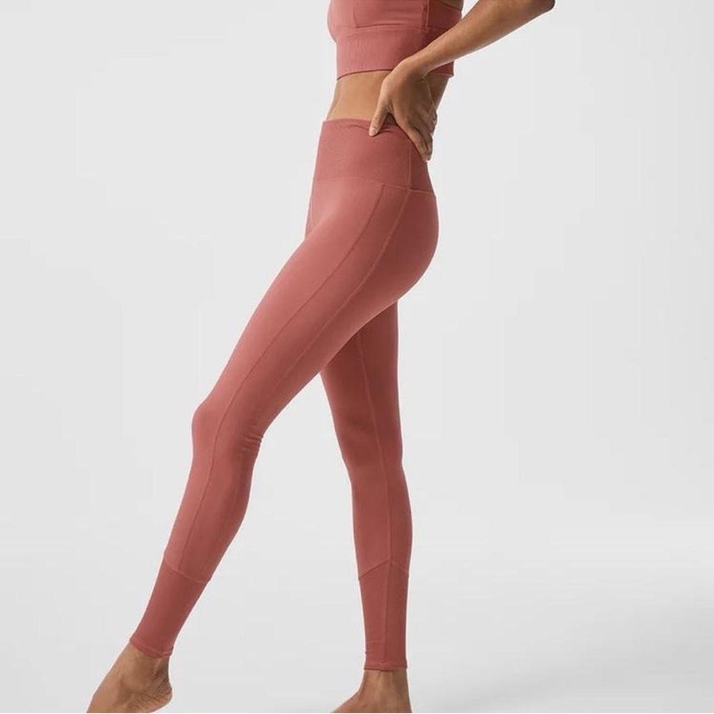 ALO high waisted Leggings